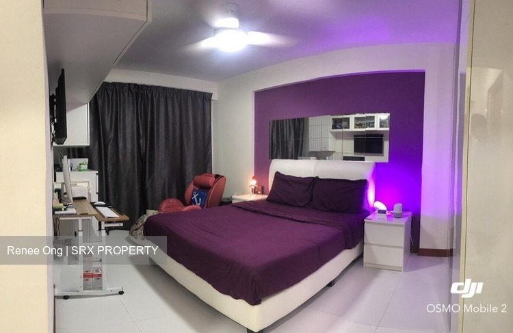 Yishun Street 31 thumbnail photo